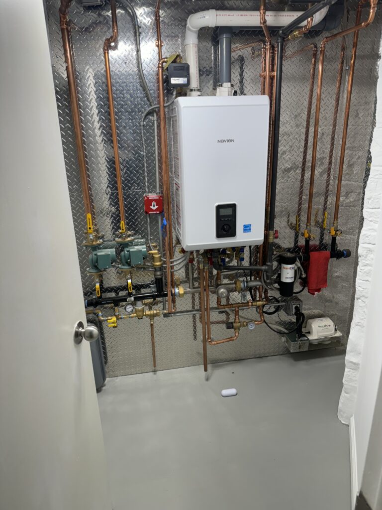 EABB04C6-22BD-4933-8AE3-AF7CB8C6B77A